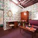 Szálloda Relais Du Vieux 4*