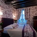 Szálloda Relais Du Vieux 4*