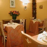 Relais Du Vieux 4* Párizs