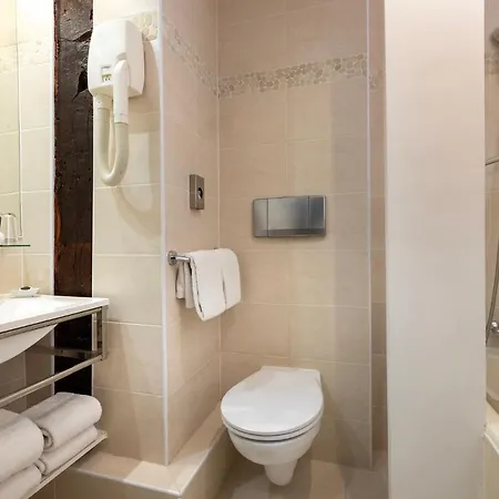 Relais Du Vieux 4*