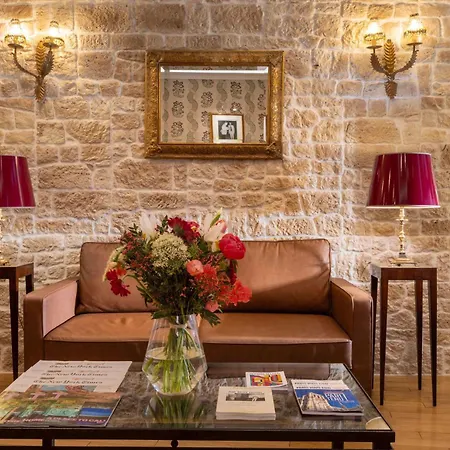 Relais Du Vieux Отель 4*