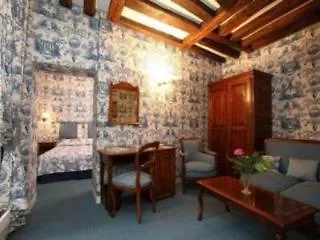 Relais Du Vieux Отель