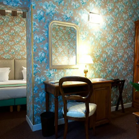 Отель Relais Du Vieux