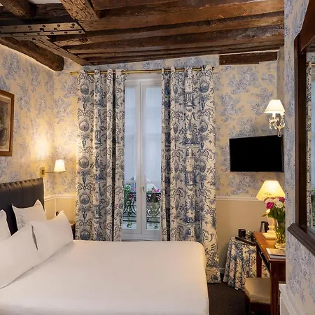 Relais Du Vieux Hotel 4*