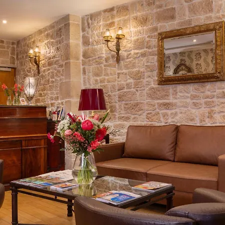 Relais Du Vieux 4* Párizs