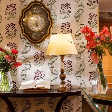Relais Du Vieux Szálloda 4*