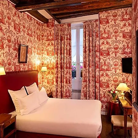 Relais Du Vieux Hotel 4*