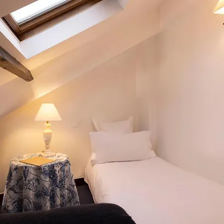 Otel Relais Du Vieux