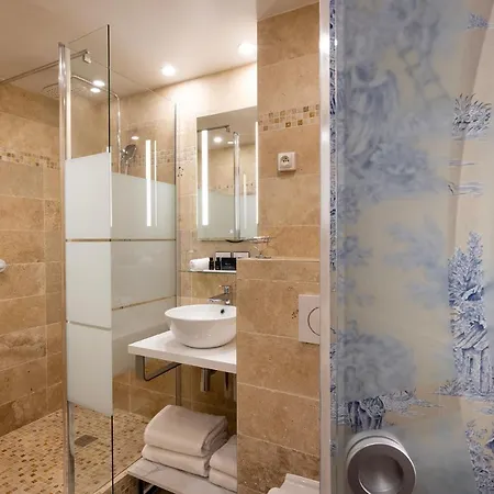 Relais Du Vieux Otel 4*