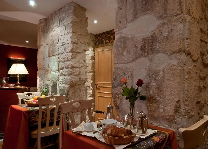 Hotel Relais Du Vieux 4*